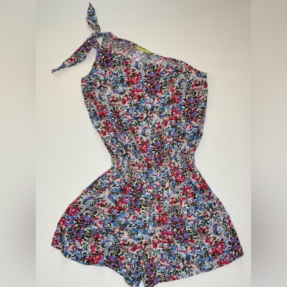 Gianni Bini Floral One-Shoulder Rompet